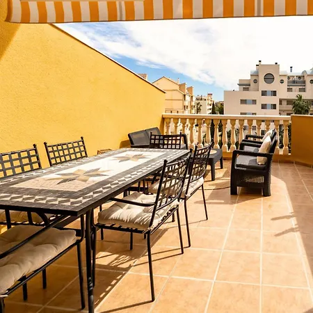 Attic Duplex With 4 Terraces & 5 Min Walk To * Denia