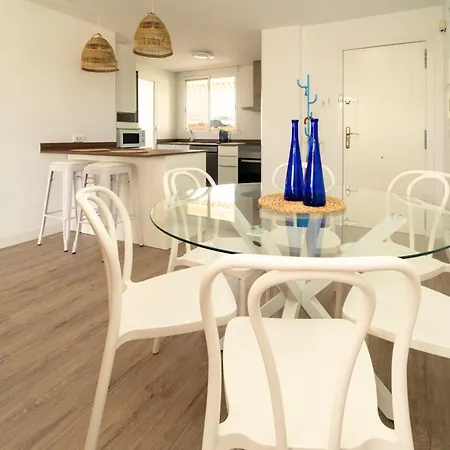 Attic Duplex With 4 Terraces & 5 Min Walk To