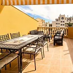 Attic Duplex Apartment With 4 Terraces & 5 Min Walk To Beach 公寓 *