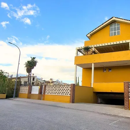 Apartman Attic Duplex With 4 Terraces & 5 Min Walk To Denia